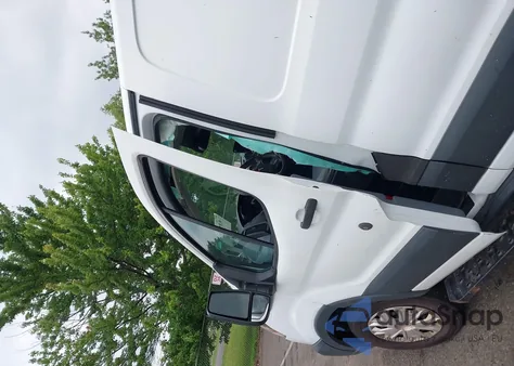 2016 Ford Transit-250 из США, поврежденный, VIN 1FTYR1ZM8GKA28647